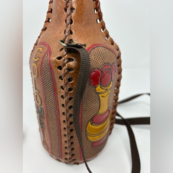 Vintage Columbia Decanter Leather Hand Tooled Empty Bottle Flask With Cap Strap - Picture 15 of 16
